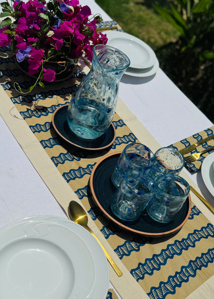 Chemin de table « Beehive Bliss »