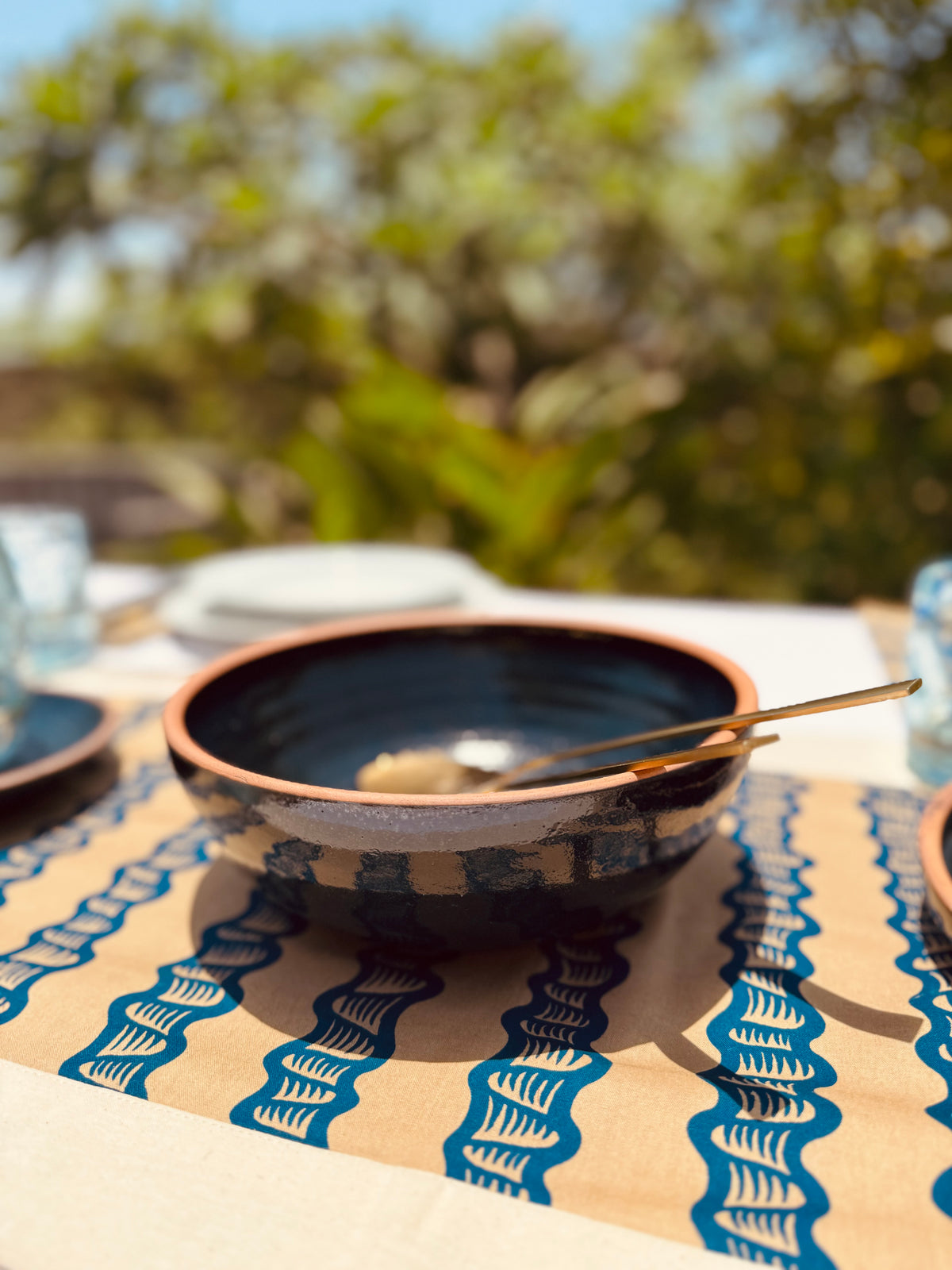 Chemin de table « Beehive Bliss »