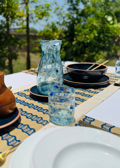 Chemin de table « Beehive Bliss »