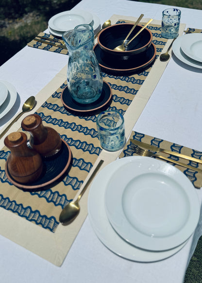 Chemin de table « Beehive Bliss »